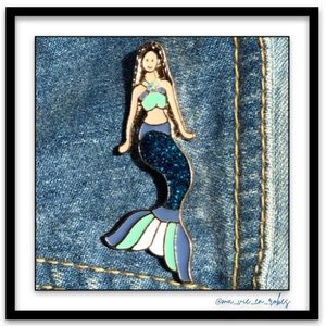 MERMAID w/Sparkly Tail & Blonde? Red? Hair